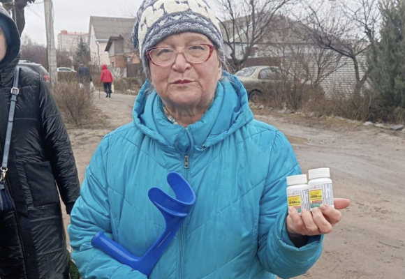 Передали вітаміни для потребуючих осіб Передали вітаміни для потребуючих осіб